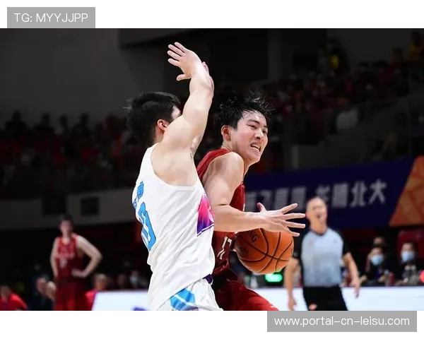 数字商贸学院篮球赛成新生入学教育一环，促进跨专业交流